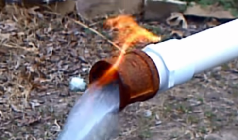 bubbling water methane causes